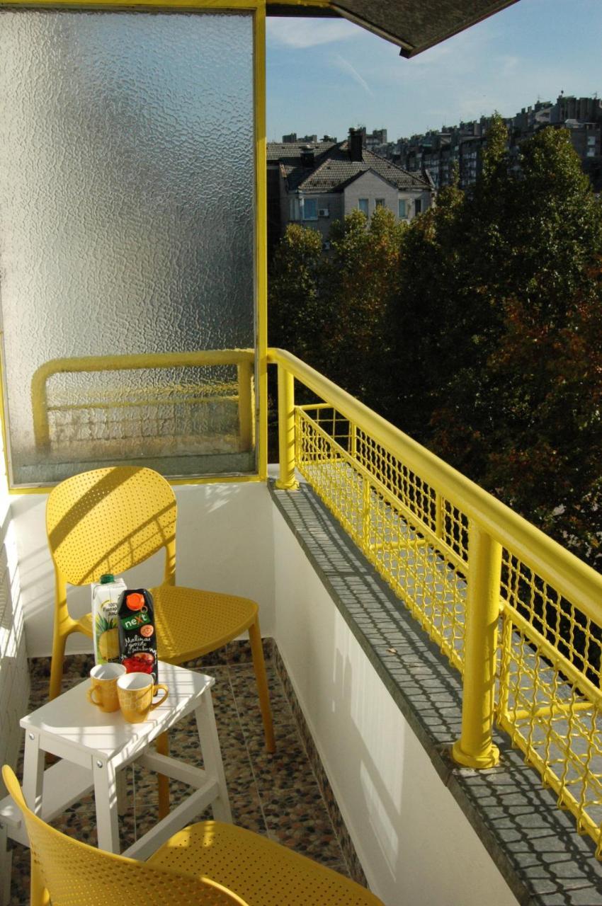 Apartamento Five Belgrado Exterior foto